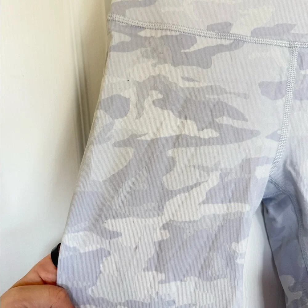 Lululemon Wunder Under Tight 25